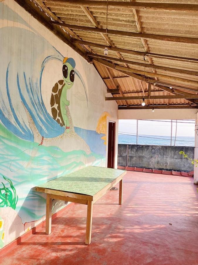 The Wave Surf Inn Midigama East Dış mekan fotoğraf